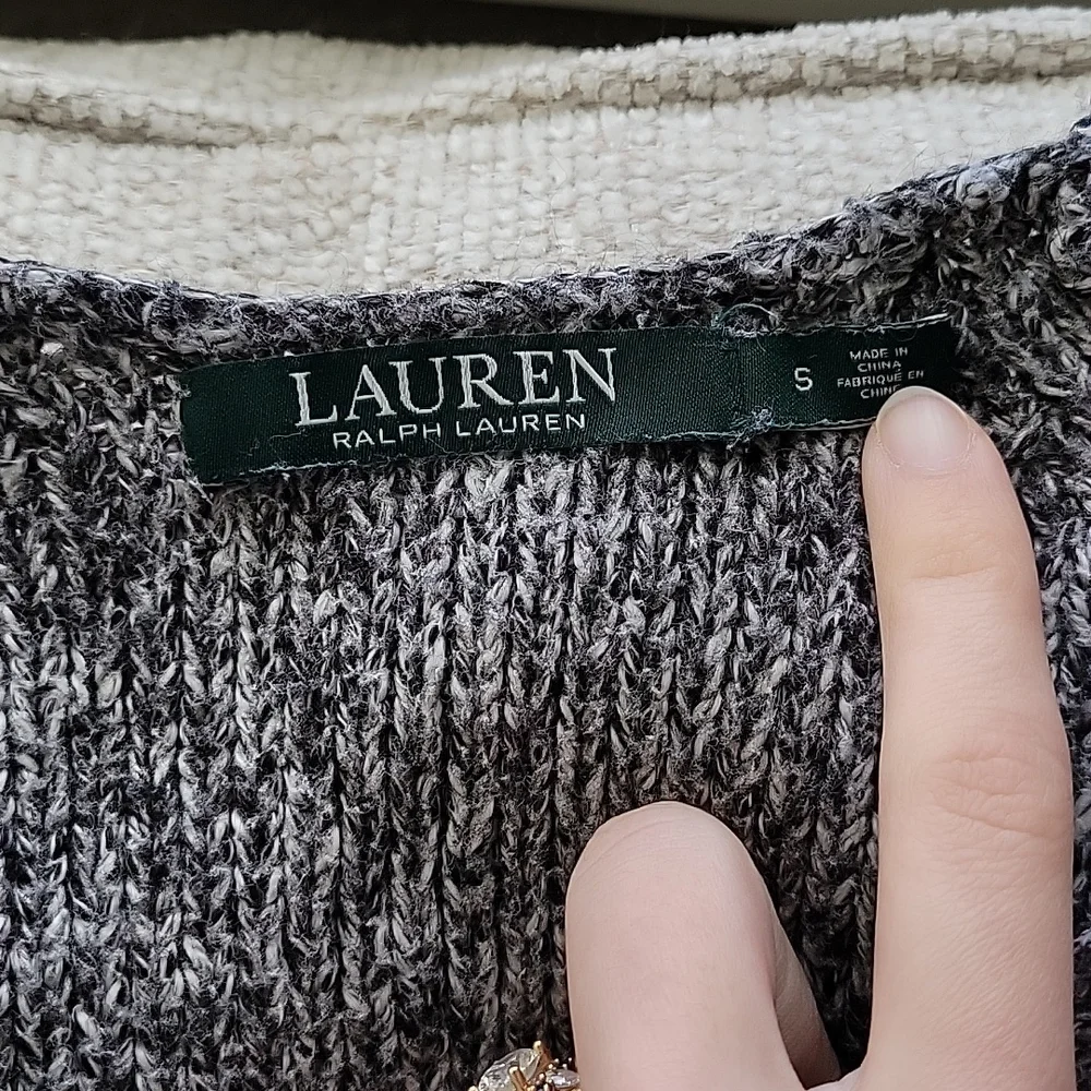 Lauren Ralph Lauren Gray Sweater - size S - Picture 2 of 7